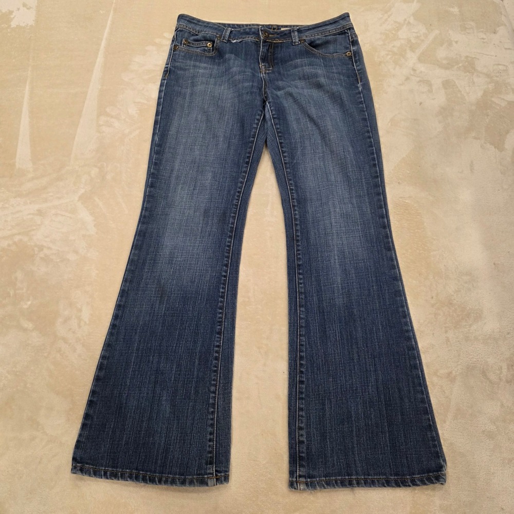 Chip & Pepper Laguna Beach Flare Jeans Womens Size 13 Blue Denim Y2K Low Rise